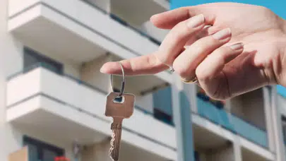 Konut fiyatları düşecek mi? Uzmanlardan dikkat çeken piyasa değerlendirmesi