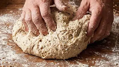 Sofraların yeni eti bu böcek olacak : Una çevirdiler, protein oranı şaşırttı
