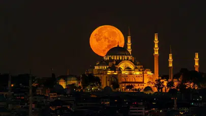 2026 üç ayların başlangıcı ne zaman olacak? Diyanet takvimi açıklandı