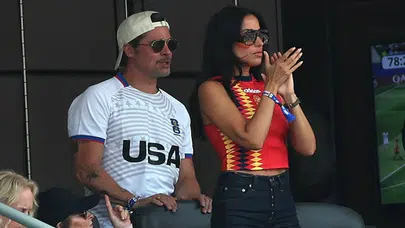 Brad Pitt ve Ines de Ramon, Dünya Kupası heyecanını tribünden takip etti