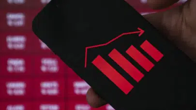 Yılın ilk yarısında kripto para piyasası 1 trilyon dolarlık kayıp verdi
