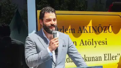 Akın Akınözü gözyaşlarını tutamadı! Annesinin adını bu projeyle yaşatacak