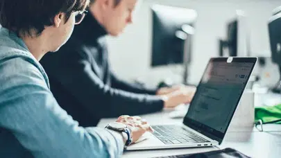 Teknoloji şirketlerinin yapay zeka yatırımları : Kar ve verimlilik hedefte