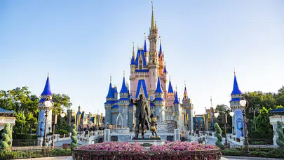 Disneyland'lerde yeni dönem : 60 milyar dolar yatırım planı neleri kapsıyor?