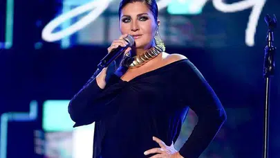 Sibel Can 56 yaşına girdi! Gençlik pozu neden gündem oldu?