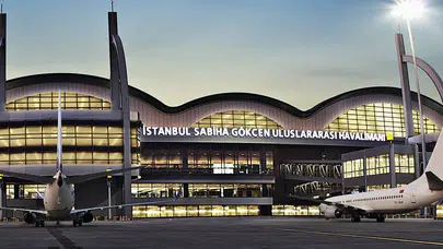 Elektrik faturasını derdini bitiren buluş : Ateşböceği DNA'sıyla üretilen çiçekler