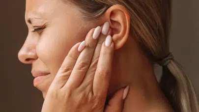 Kulak çınlaması neden olur, nasıl geçer? Bilimsel olarak etkili yöntemler