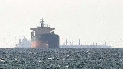 Hürmüz Boğazı'nda bir tanker daha hedef alındı