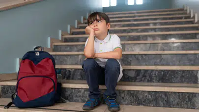 Çocuğunuz okula gitmek istemiyorsa ne yapmalısınız? Uzmanlardan önemli tavsiyeler