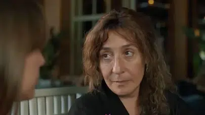 Tuzlu Kahve Hatun kimdir? Binnur Kaya bu karakteri nasıl canlandırıyor?