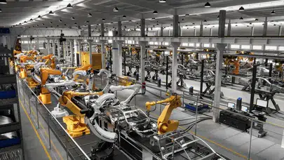 Otomotiv devinde kriz büyüyor : Çalışanları şaşkına çeviren karar