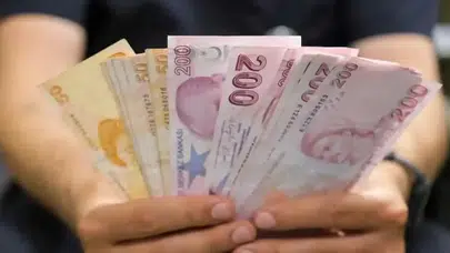 Şarkıcı Berkay'ın kızı Mihre 1 aylık oldu! Mihre bebeğin aylık kutlaması çok beğenildi