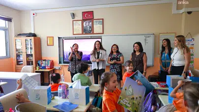 Çeşme Belediyesi'nden ilkokulluları sürpriz