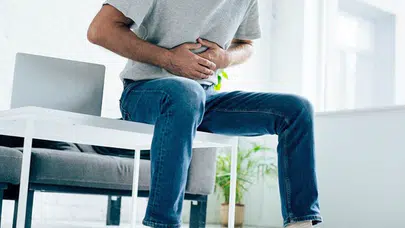 Mide rahatsızlığı deyip geçmeyin! Kalp krizi böyle sinyal verebilir