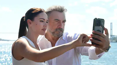 Hamal dizisinin oyuncuları ilk kez bir araya geldi! Oktay Kaynarca ve Fahriye Evcen provada görünütlendi