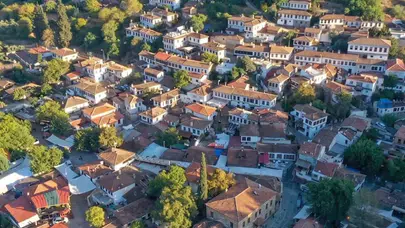 Ukrayna'da savaşın etkileri : Khrypivka Köyü'nde evler telefon fiyatına satılıyor