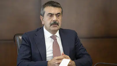 Ara tatiller tamamen kalkıyor mu ? Milli Eğitim Bakanı'ndan kritik açıklamalar