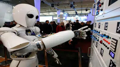 Dünyada endüstriyel robot sayısı 5 milyonu aştı mı ?