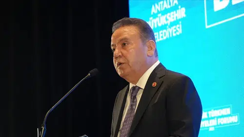 Muhittin Böcek tutuklama talebiyle mahkemeye sevk edildi