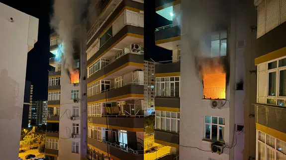 Adana'da apartmanda korkutan yangın