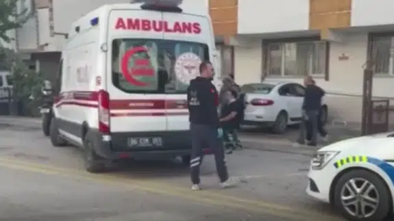 Ankara’da iki motosiklet çarpıştı: 2 sürücü yaralandı