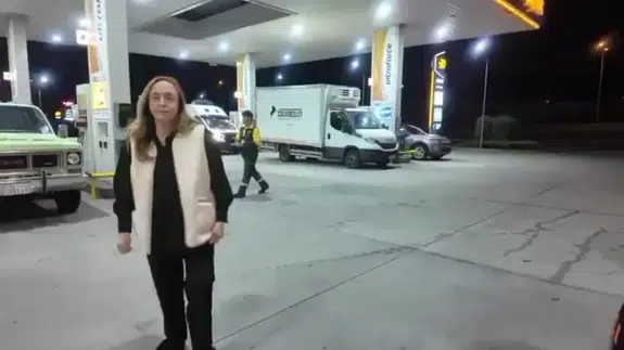 Tahliye edilen Ayşe Barım cezaevinden çıktı