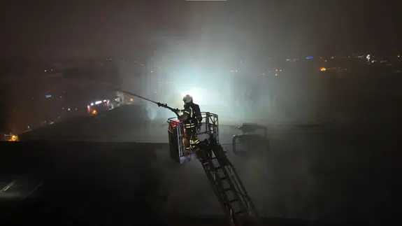 Dudullu OSB’de elektronik fabrikasında yangın çıktı!