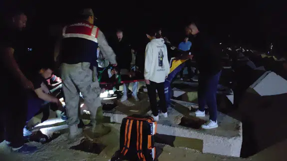 Hatay Samandağ'da denize düşen genç kız, ölümden döndü!