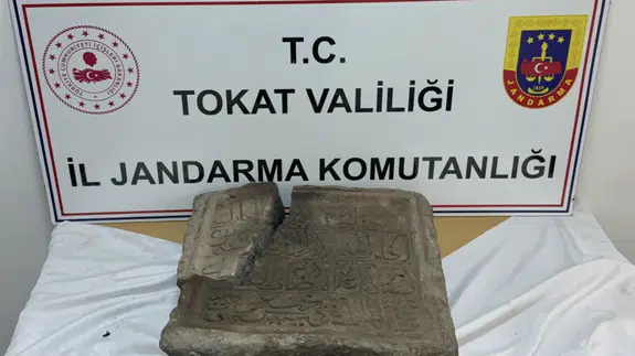 23 yıl önce çalınan en eski Türk kitabesi bulundu!