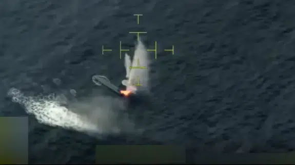 ABD ordusu uyuşturucu şüphelisi tekneyi vurdu, 1 ölü