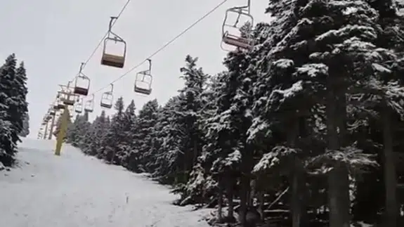 Bursa’da sarı kodlu uyarı! Uludağ’da kar kalınlığı 6 santimetreye ulaştı