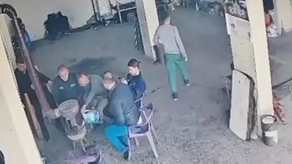 Şırnak’ta sobaya dökülen mazot alev aldı: Çırak yaralandı