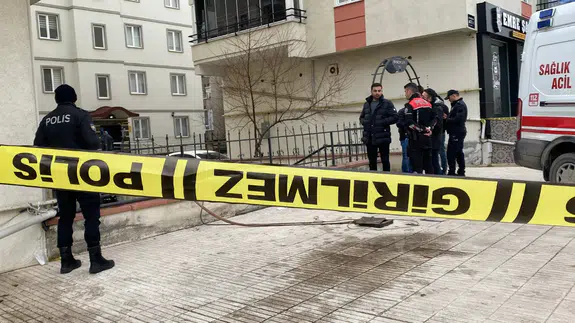 Çorum'da 8. kattan düşen adam hayatını kaybetti