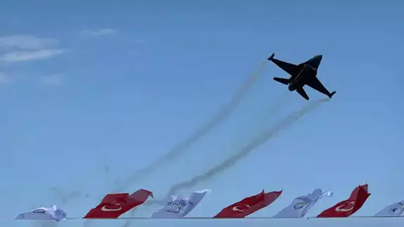 SOLOTÜRK İstanbul semalarında!