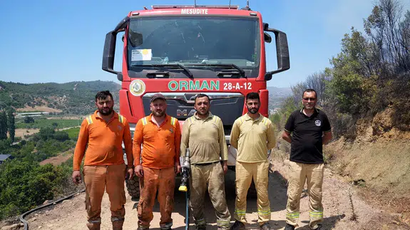İzmir'e görevlendirilen Giresunlu orman işçileri "son ateş sönünceye kadar" mücadelede kararlı