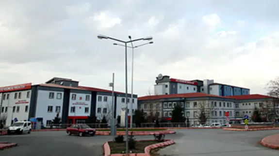 Fakülte bahçesinde feci kaza: Kuyuya düşen işçi öldü