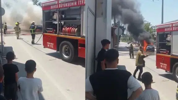 Seyir halindeki otomobil sıcak havada yanmaya başladı