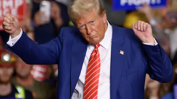 Trump duyurdu: Çin ile ticaret anlaşması imzaladık!