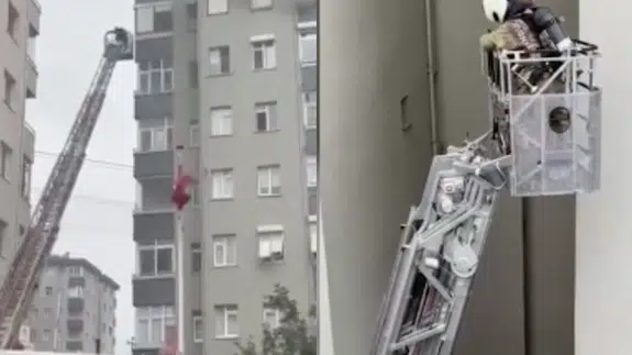 Üsküdar'da 10 katlı apartmanda yangın: 4 kişi mahsur kaldı!