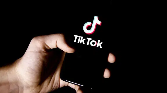 İşten çıkarılan TikTok çalışanlarından protesto!