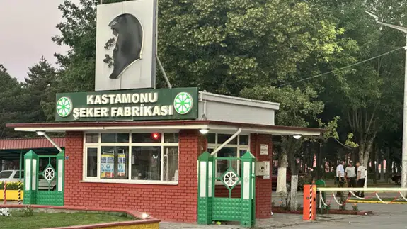 Fabrikada dehşet anları: Güvenlik görevlisi mesai arkadaşlarına kurşun yağdırdı