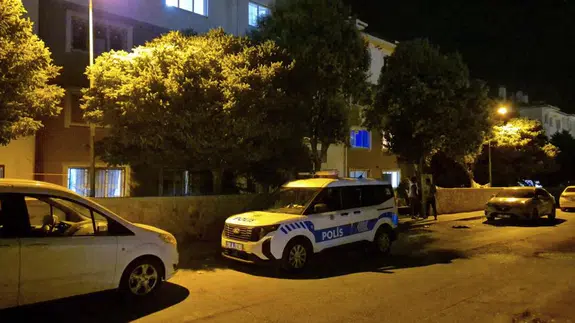 Komşuların ortak alan kavgasında silahlar ateşlendi!