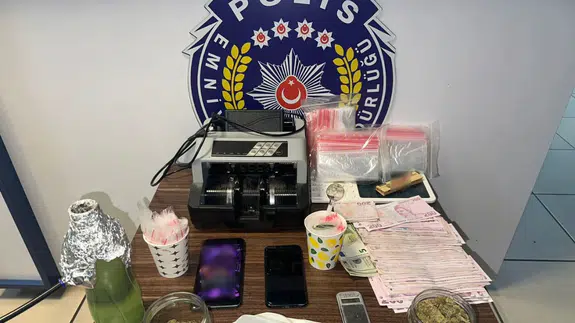 Maltepe'de uyuşturucu operasyonu! 2 şüpheli yakalandı