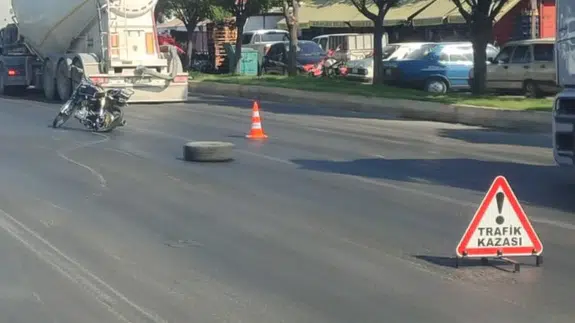 Kahramanmaraş'ta otomobil ile motosiklet çarpıştı: 1 ölü, 1 yaralı