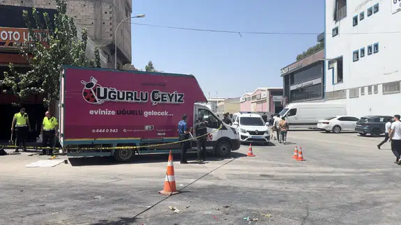 Gaziantep'te acı kaza! Kamyonetin çarptığı çocuk öldü