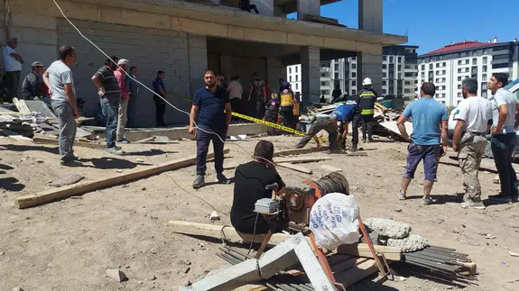 Erzurum’da inşaatta feci kaza: İşçi 3. kattan düşerek can verdi