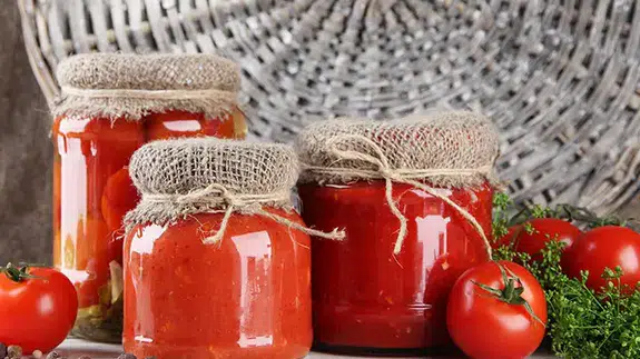 Evde domates konservesi nasıl yapılır?