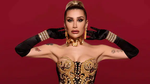 İrem Derici, katıldığı düğünde DJ sevgilisinden evlilik teklifi aldı!