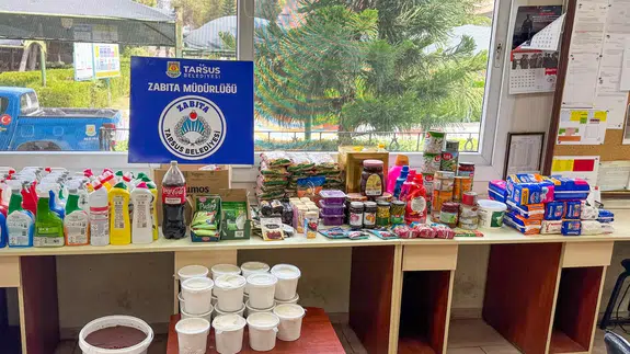 Tarsus'ta son kullanma tarihi geçmiş 500 ürün tespit edildi!
