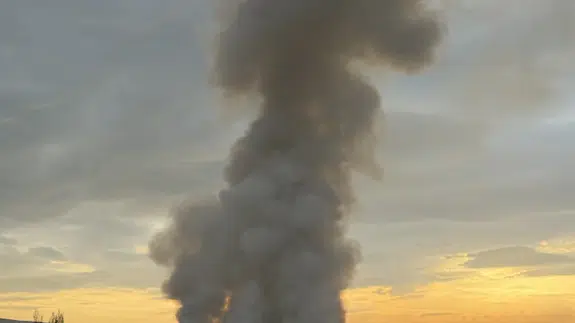 İzmir'de çöp aktarma noktasında yangın!
